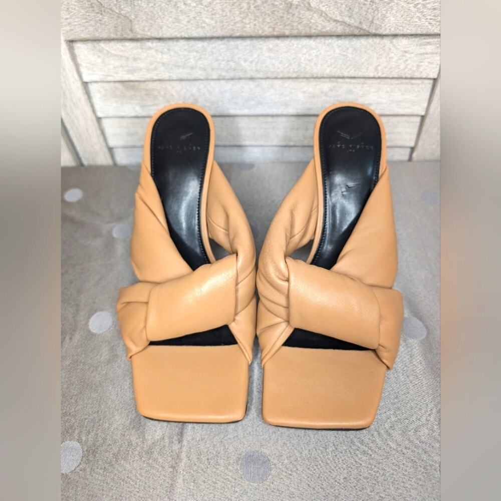 NEW MARC FISHER LTD Womens Beige Dellian Toe Slip On Leather Heeled Sandal